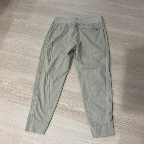 Athleta Trekkie jogger! - Picture 9 of 10